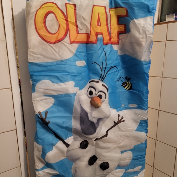 New Kids Olaf Sleeping Bag 2-Piece Set - Picture 2 of 7